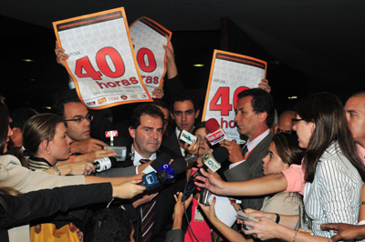 Brasília (DF): SMC participa do ato pelas 40 horas